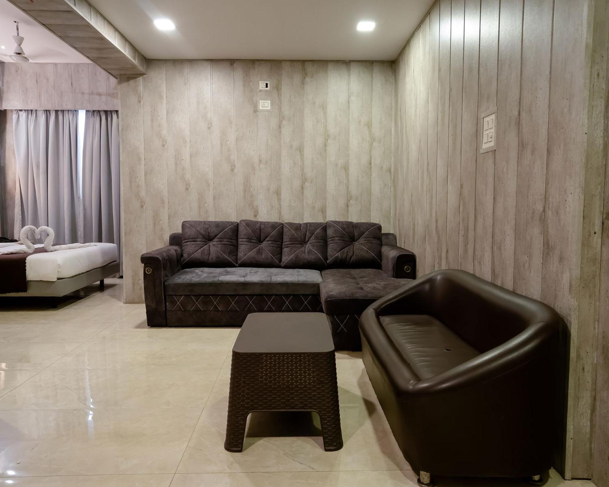 Hotel Grand Seasons- Navi Mumbai Ngoại thất bức ảnh